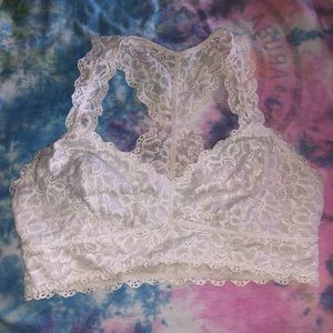White lace bralette